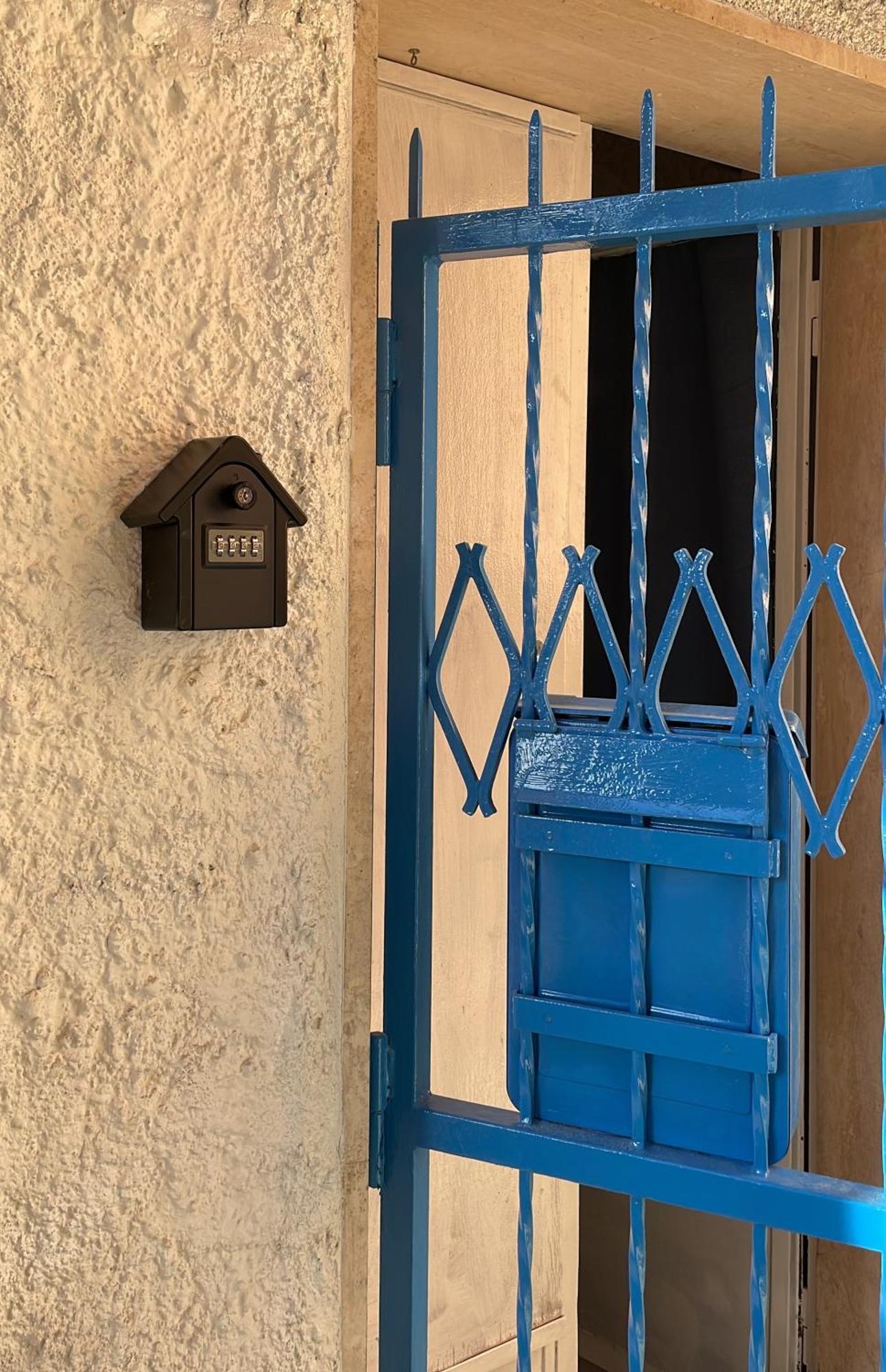Blue Iris Home Sanremo Dış mekan fotoğraf